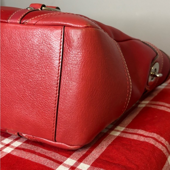 Coach Red Premium Leather Gallery East West Tote 2008 - Picture 5 of 8